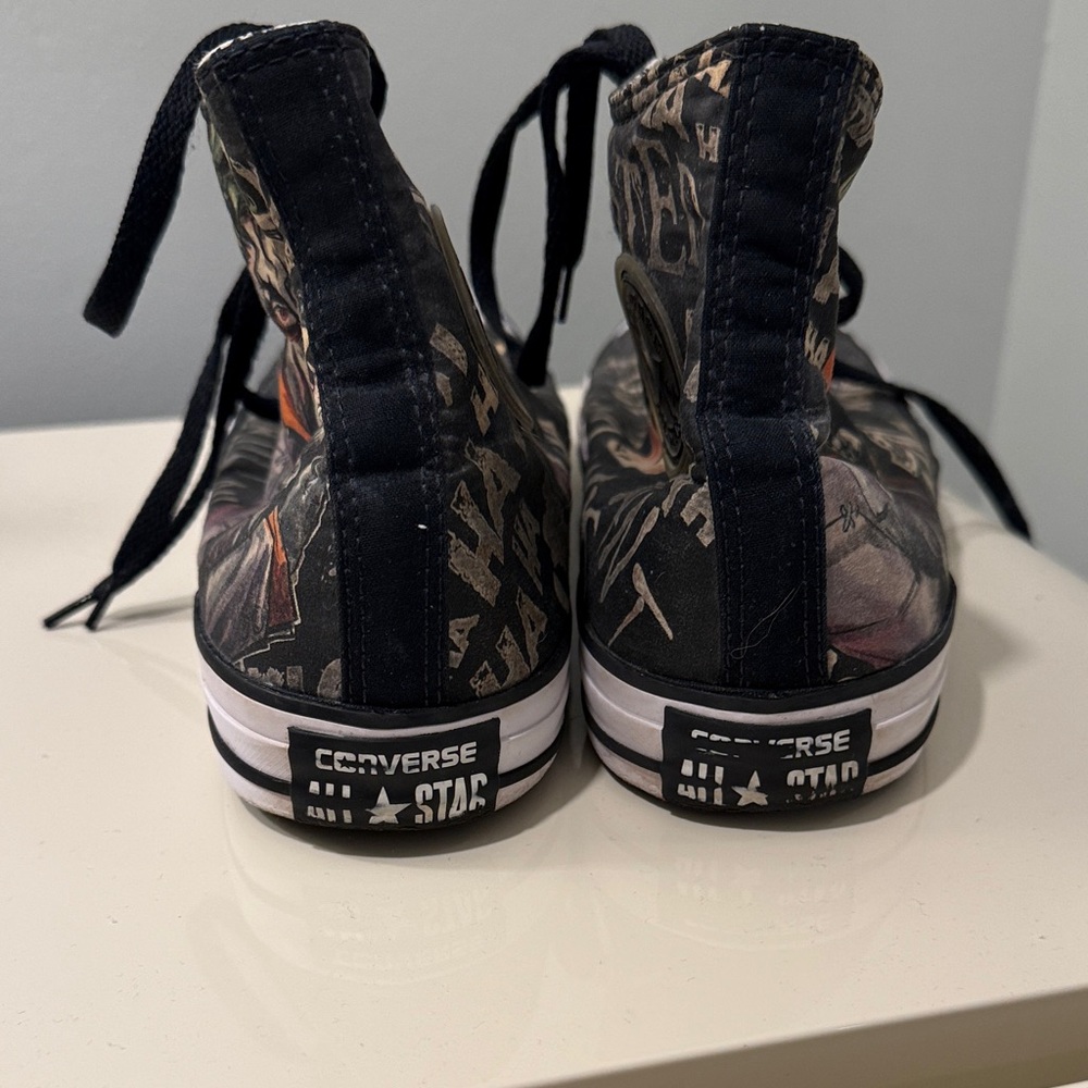 Converse Black and White Graphic high tops - Picture 9 of 12